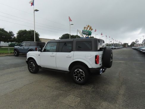 Certified 2023 Ford Bronco Outer Banks AWD/4WD image 14