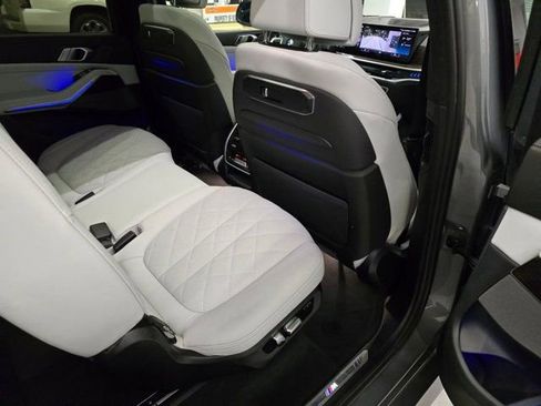 Used 2023 BMW X7 xDrive40i w/ Executive Package AWD/4WD image 35