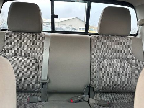 Used 2019 Nissan Frontier SV image 31