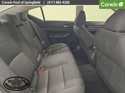 Used 2021 Nissan Altima 2.5 S FWD image 12