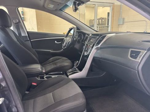 Used 2013 Hyundai Elantra GT w/ Touch & Go Pkg image 8