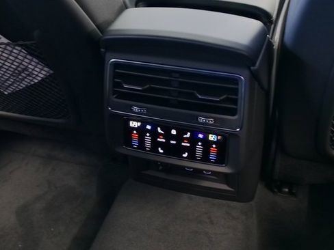 New 2026 Audi Q8 Premium Plus image 19