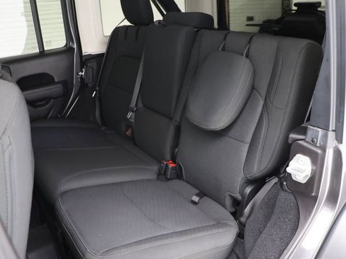 Used 2023 Jeep Wrangler Unlimited w/ Cold Weather Group AWD/4WD image 11