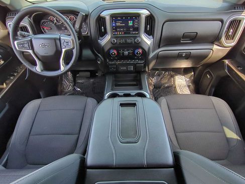 Used 2020 Chevrolet Silverado 1500 LT Trail Boss AWD/4WD image 13