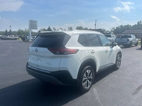 Used 2023 Nissan Rogue SV AWD/4WD image 5