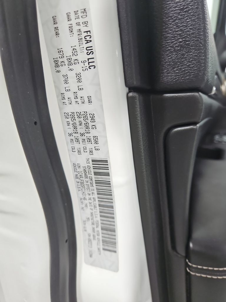 Used 2015 Jeep Grand Cherokee Limited AWD/4WD image 31