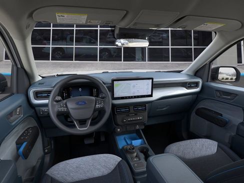 New 2025 Ford Maverick XLT image 9