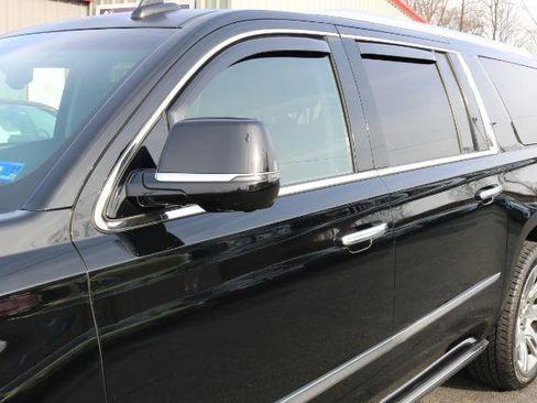 Used 2015 Cadillac Escalade ESV Premium image 5