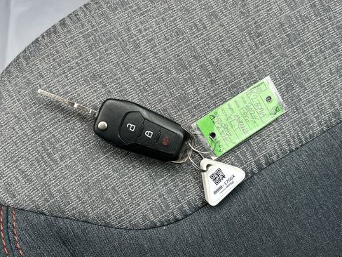 Used 2024 Ford Maverick XLT image 29