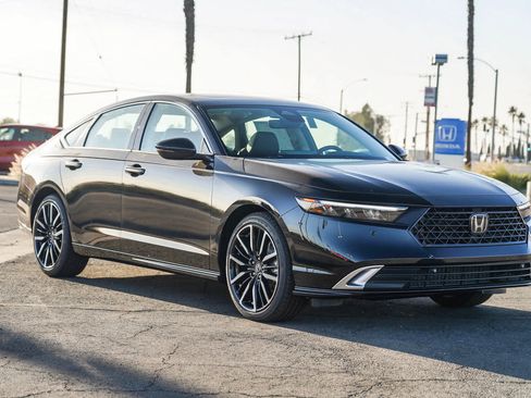 New 2025 Honda Accord Touring image 5