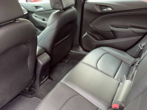 Used 2017 Chevrolet Cruze Premier FWD image 11