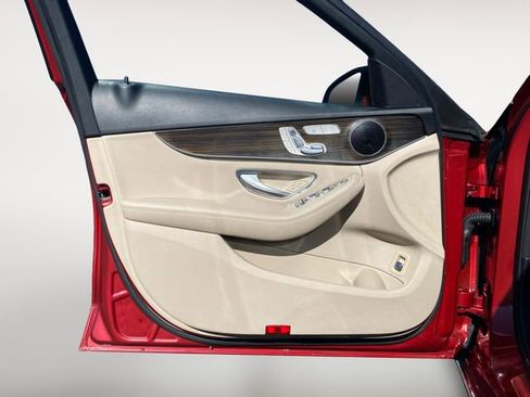 Used 2018 Mercedes-Benz C 300 Sedan w/ Parking Assist Package image 16