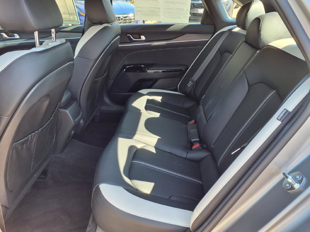 Used 2026 Kia K5 GT-Line w/ GT-Line Premium Package FWD image 12