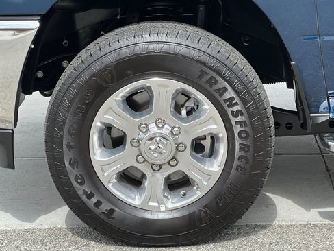 Used 2024 RAM 2500 Big Horn w/ Level 2 Equipment Group image 26