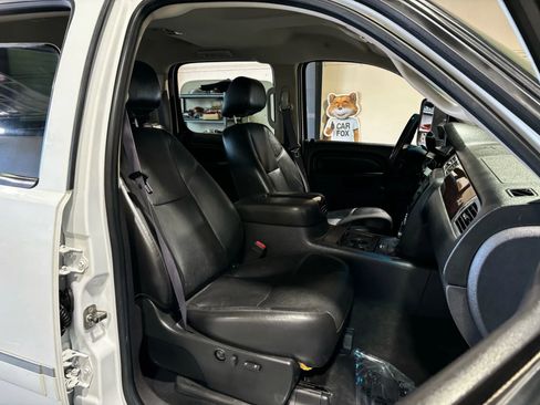 Used 2011 GMC Sierra 3500 Denali image 12