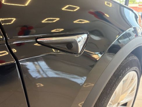 Used 2020 Tesla Model X AWD/4WD image 17
