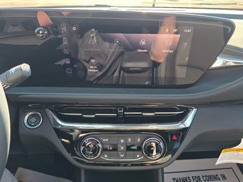 New 2025 Buick Envista Sport Touring w/ Convenience I Package image 14