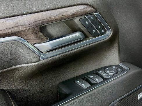 Used 2024 Chevrolet Silverado 3500 LTZ image 20