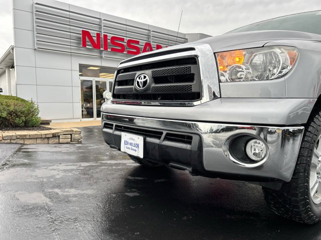 Used 2012 Toyota Tundra 4x4 Double Cab w/ SR5 Pkg image 14