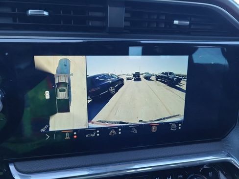 Used 2024 GMC Sierra 2500 Denali w/ Denali Reserve Package image 14