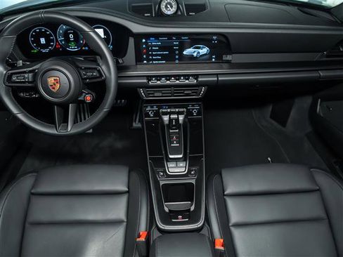 Certified 2025 Porsche 911 Carrera GTS image 19