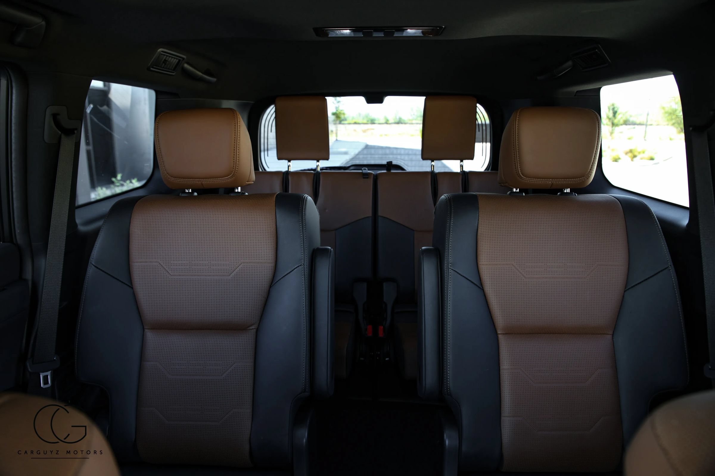 Used 2025 Lexus GX 550 w/ Accessory Package (Z1) AWD/4WD image 16