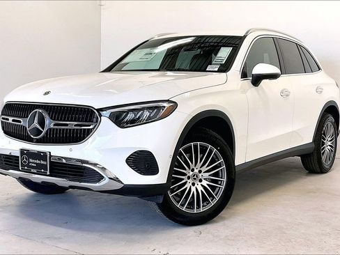 New 2026 Mercedes-Benz GLC 300 image 2