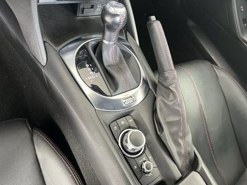 Used 2019 MAZDA MX-5 Miata Grand Touring image 26