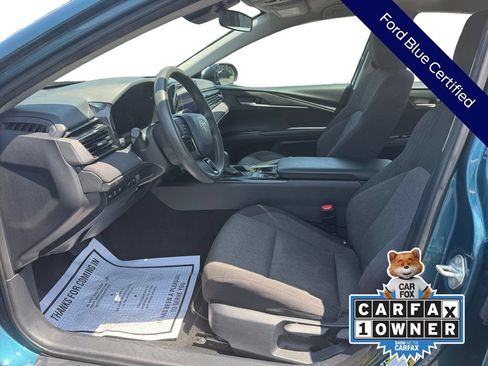 Used 2025 Toyota Camry LE FWD image 13