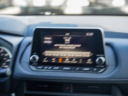 New 2026 Nissan Rogue S image 15