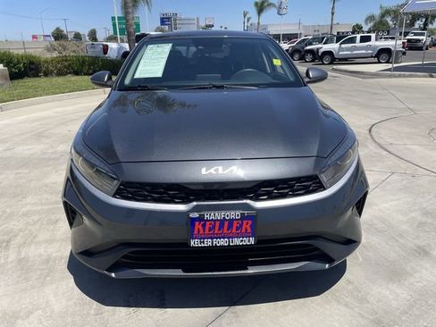 Used 2023 Kia Forte LXS FWD image 3