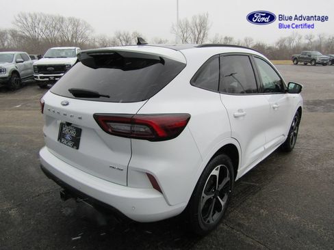 Used 2023 Ford Escape ST-Line Select w/ Tech Pack #2 AWD/4WD image 7