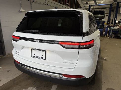 New 2026 Jeep Grand Cherokee Laredo X AWD/4WD image 5
