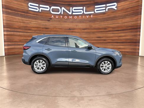 Used 2024 Ford Escape Active w/ Tech Pack #1 image 8