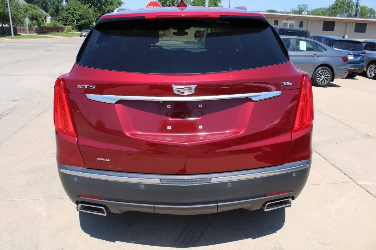 Used 2019 Cadillac XT5 Luxury AWD/4WD image 7