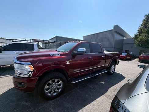 Used 2020 RAM 2500 Limited AWD/4WD image 2