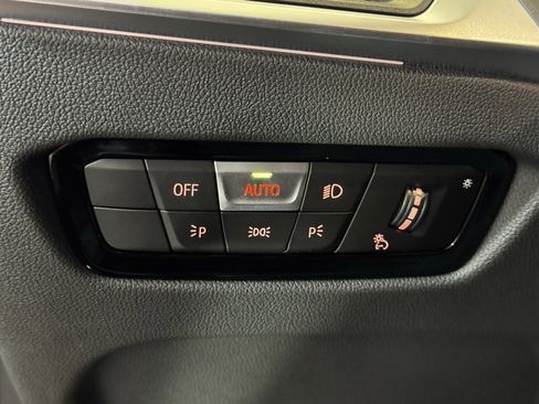 Used 2024 BMW M2 w/ Lighting Package image 18