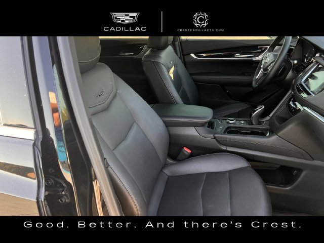 Certified 2025 Cadillac XT5 Premium Luxury FWD image 29