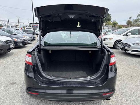 Used 2015 Ford Fusion SE image 13