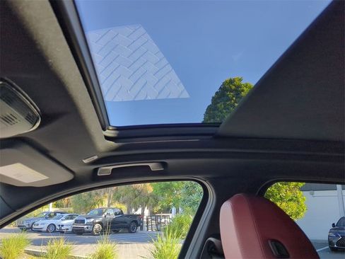 Certified 2024 BMW X3 xDrive30i w/ Premium Package w/ZPA image 21