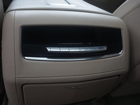 Used 2021 Cadillac Escalade ESV Premium Luxury image 55