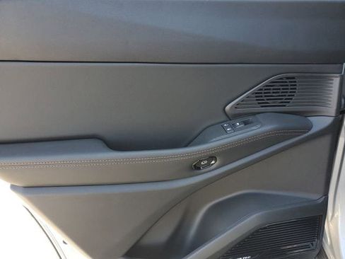 New 2026 Jeep Cherokee Limited image 16