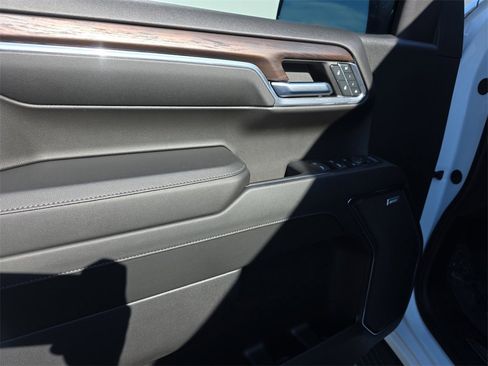 Used 2024 GMC Sierra 1500 SLT w/ SLT Premium Plus Package image 16