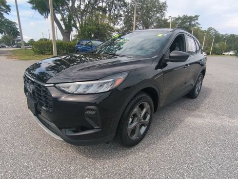 Used 2026 Ford Escape ST-Line AWD/4WD image 9