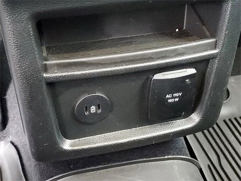 Used 2024 Ford Edge SEL w/ Convenience Package image 31