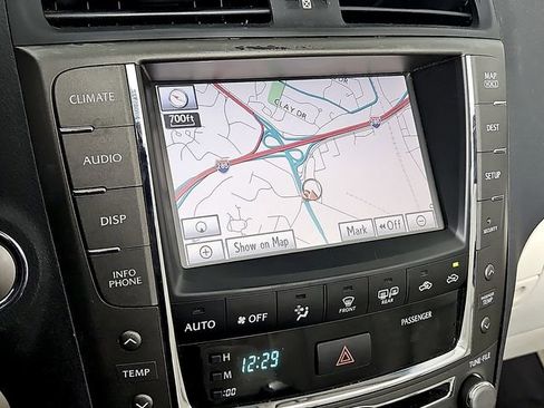 Used 2010 Lexus IS 250C w/ Luxury Pkg image 17