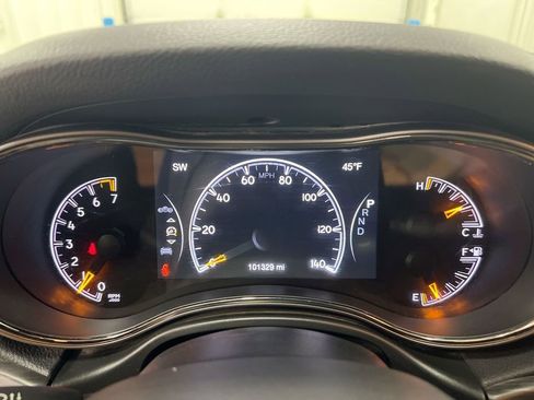 Used 2020 Jeep Grand Cherokee Limited X image 12