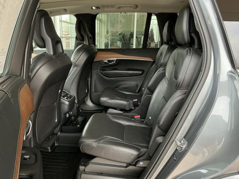 Used 2020 Volvo XC90 T6 Inscription image 18