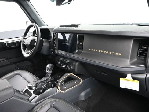 New 2025 Ford Bronco Badlands image 36