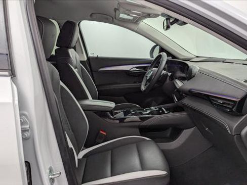 Used 2024 Buick Envision Sport Touring image 22